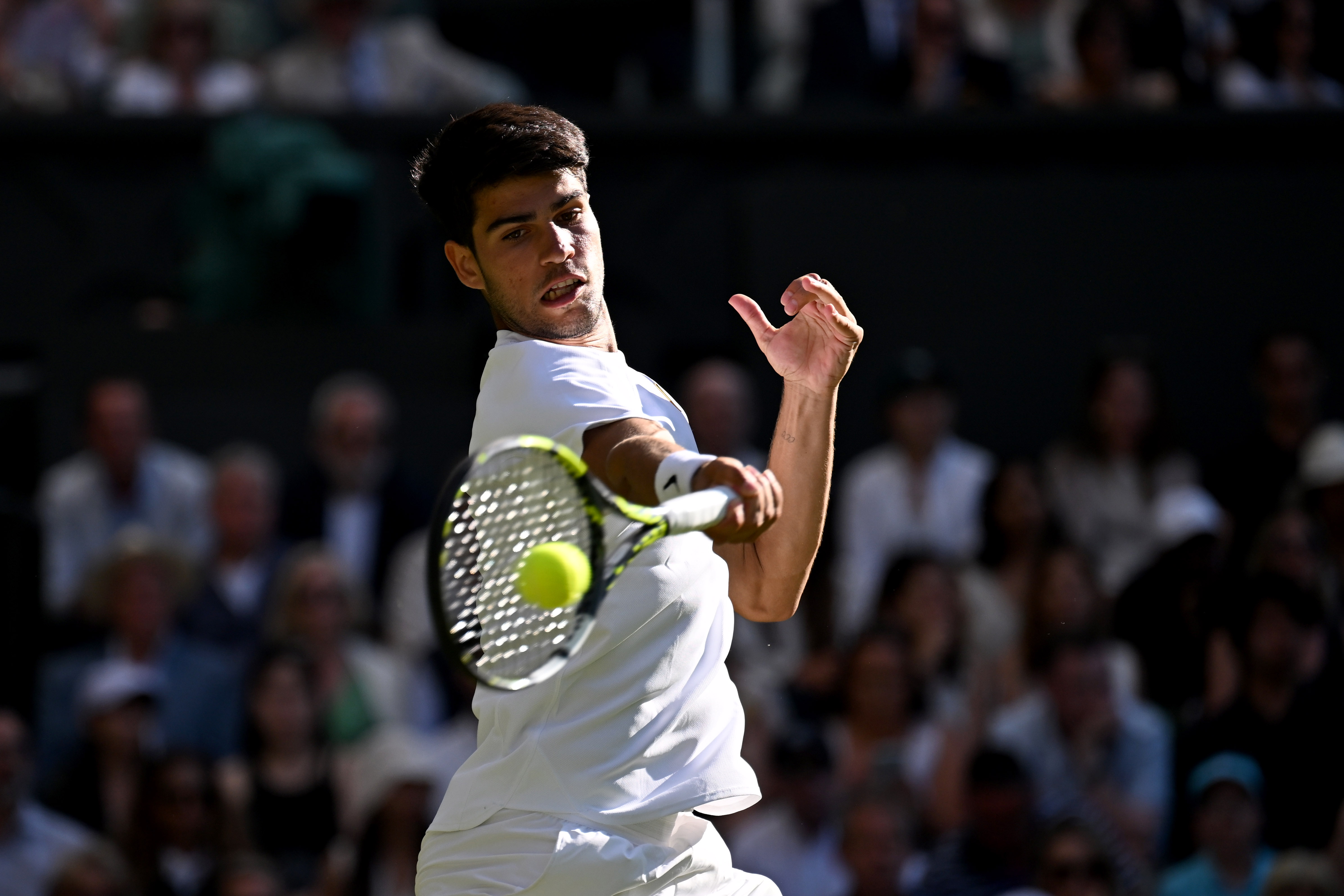 戴维斯杯翻盘温网,阿尔卡拉斯状态火热 戴维斯杯翻盘温网,阿尔卡拉斯状态火热