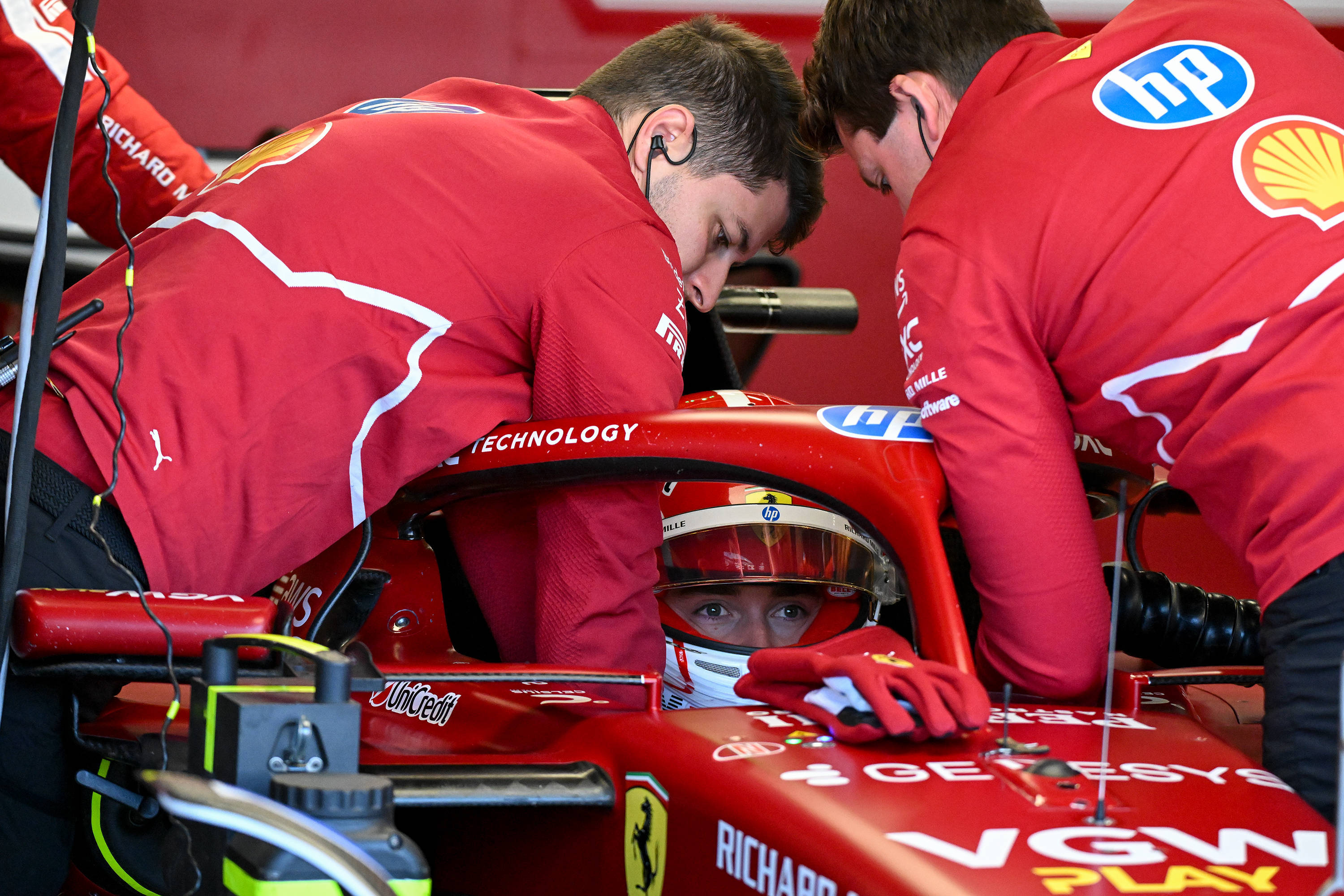 红牛二队险胜法拉利,勒克莱尔统治全场 红牛二队险胜法拉利,勒克莱尔统治全场