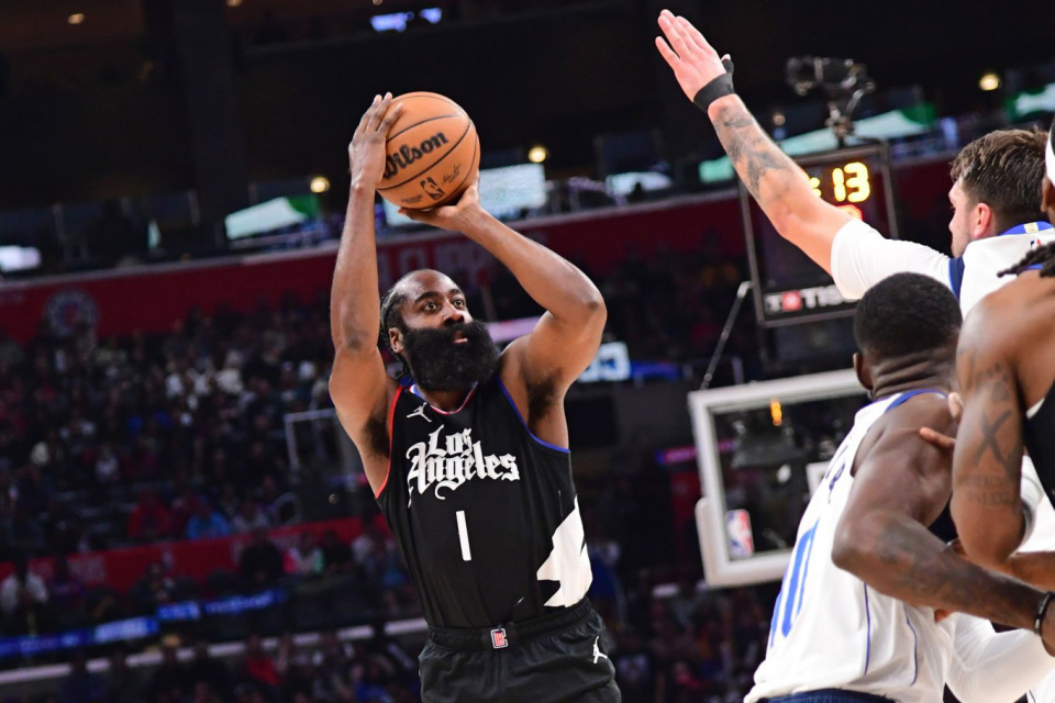 北京队完胜独行侠，西亚卡姆状态火热