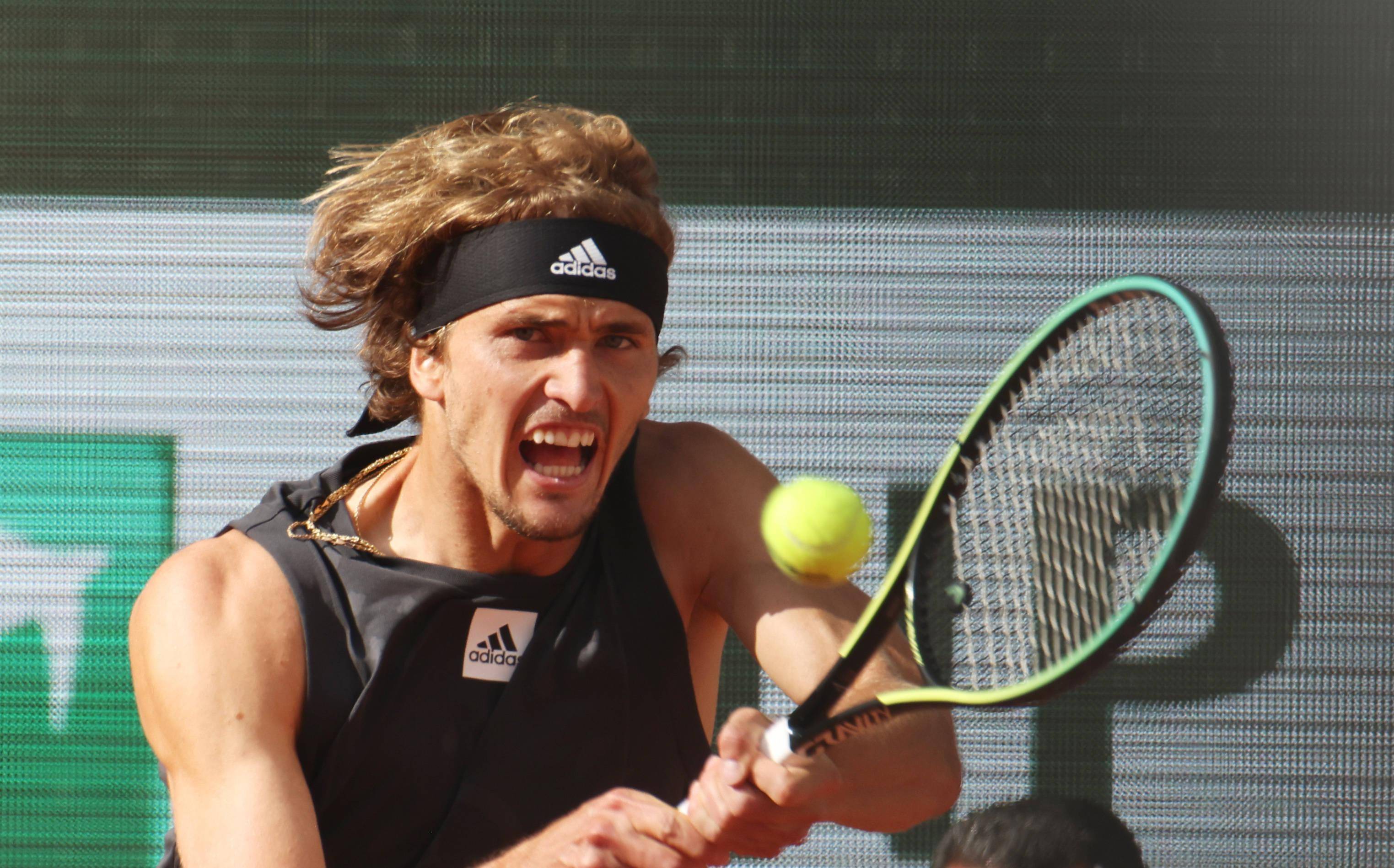 法网力克ATP总决赛，兹维列夫惊艳四座