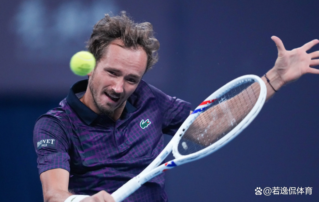 ATP总决赛鏖战澳网，梅德韦杰夫刷新纪录