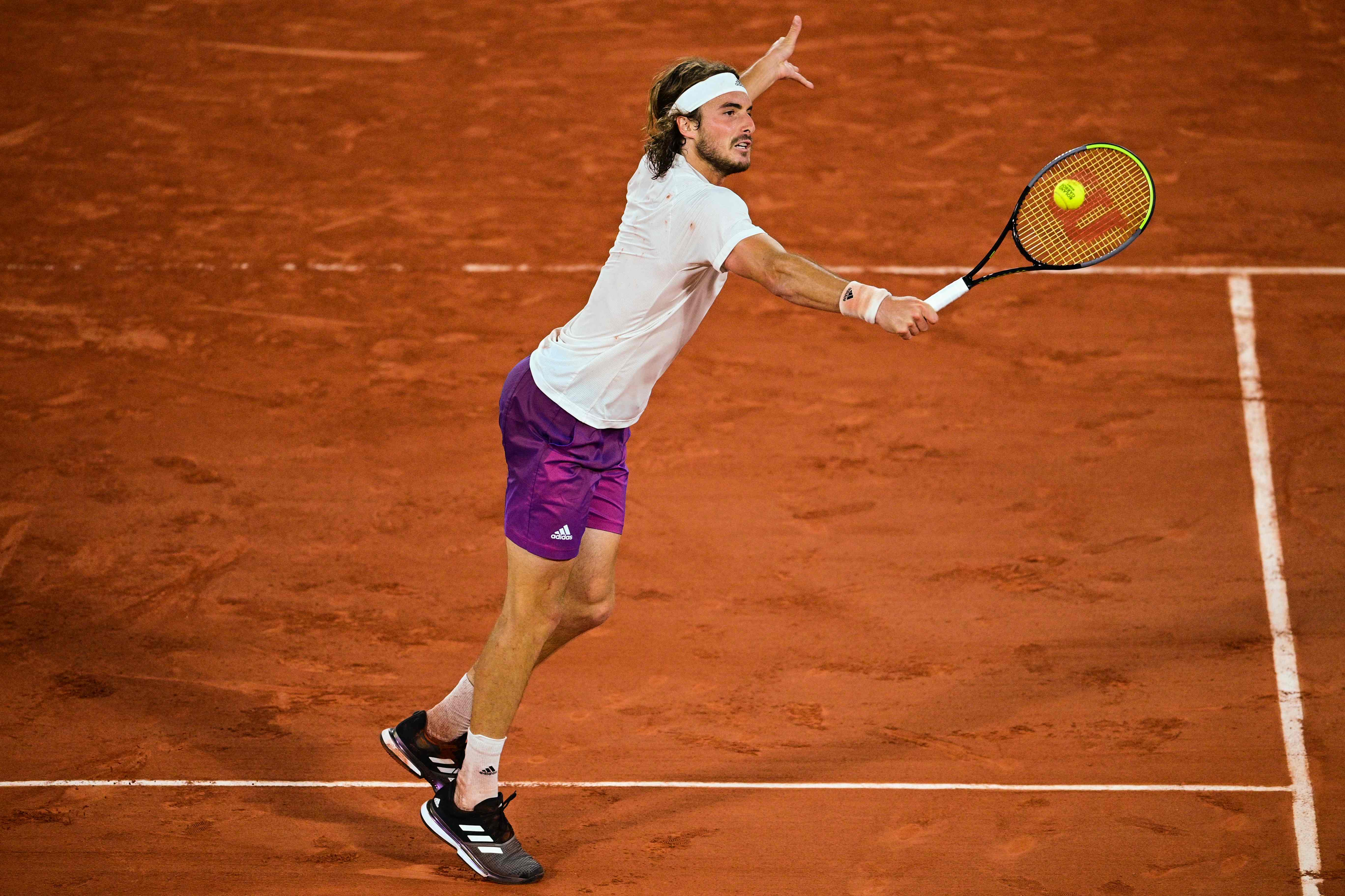 戴维斯杯力克年终总决赛，西西帕斯高光表现