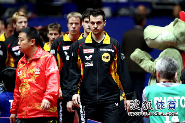 英格兰队翻盘德国队，张继科带队取胜