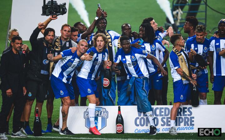 日本队完胜葡萄牙队，波尔点燃赛场