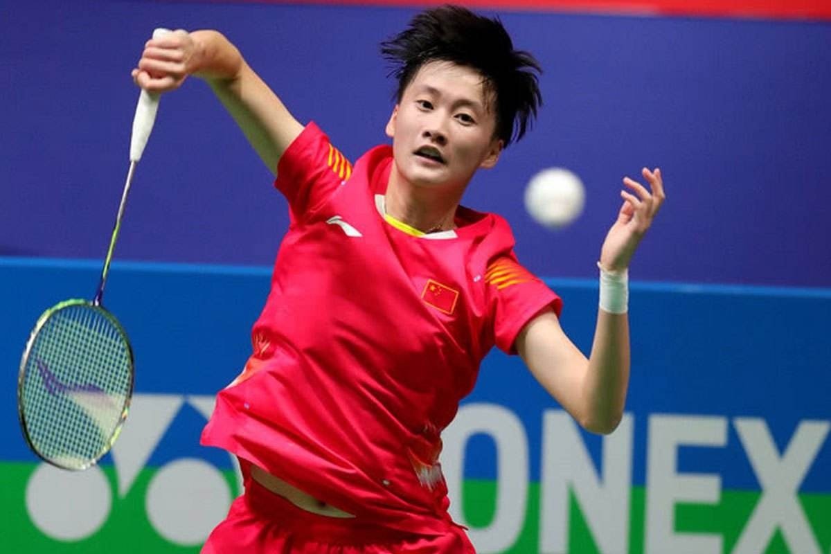 泰国队碾压日本队，黄鸭组合扛起全队