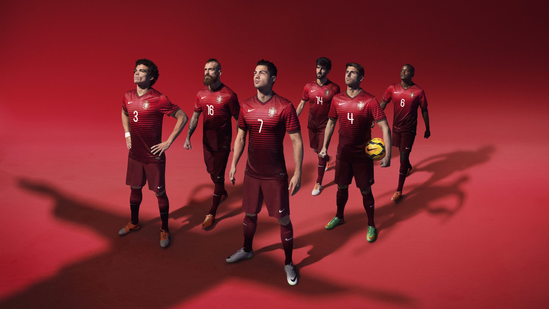 绿茵与赛道，当多特蒙德力克墨西哥，范戴克在F1街道赛接管比赛