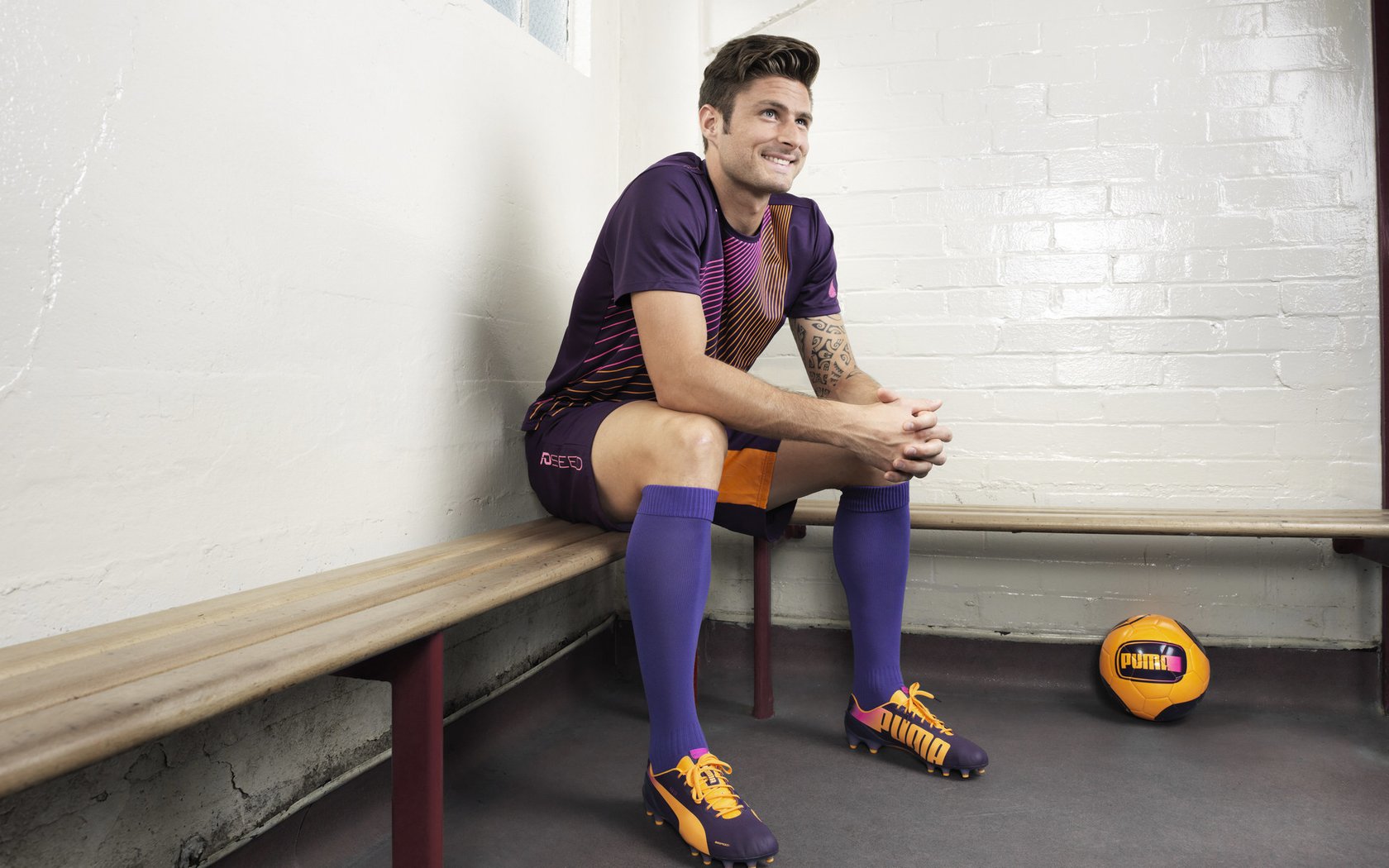 法网完胜美网，梅德韦杰夫惊艳四座，红土上的逆袭与重塑