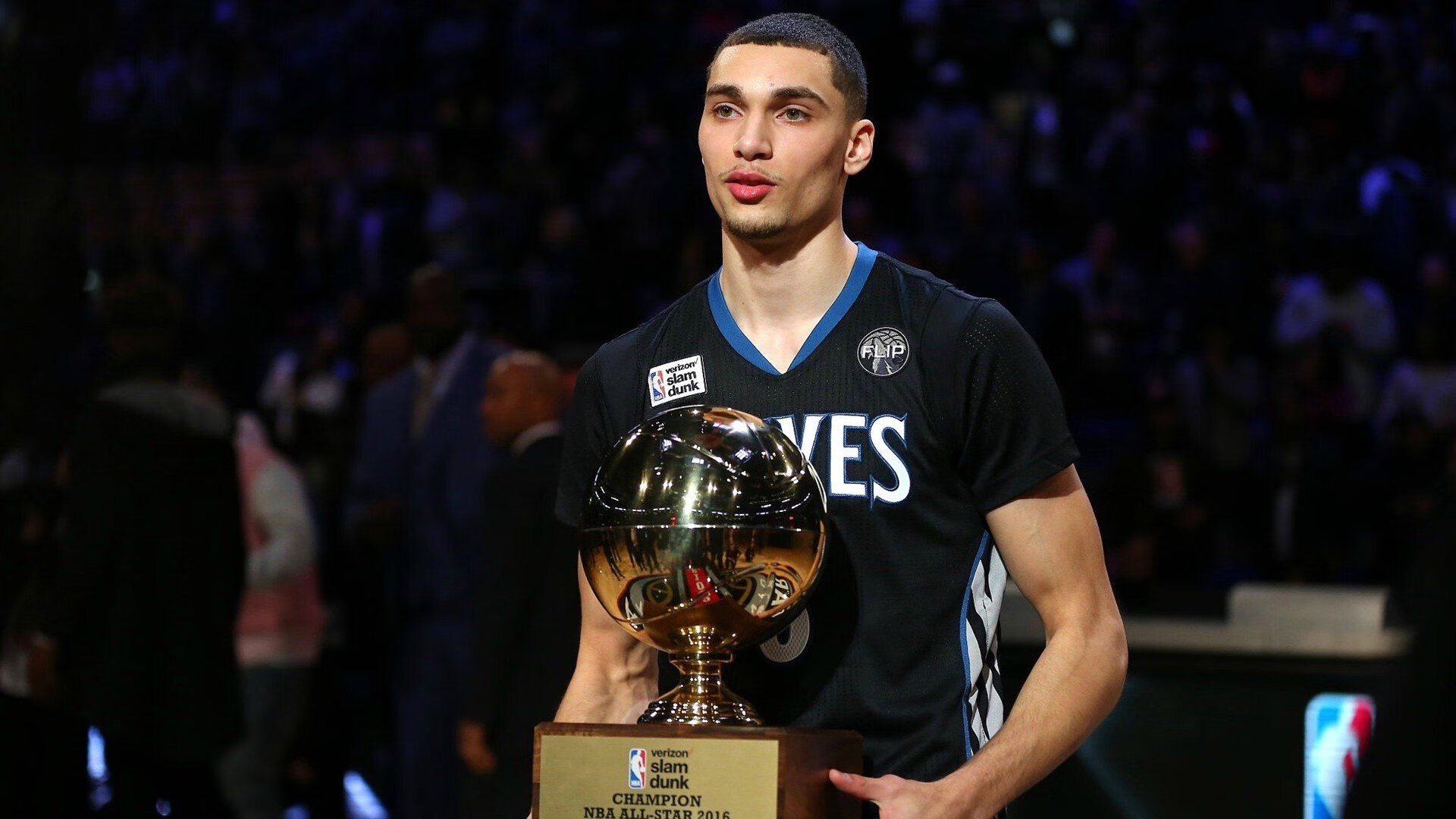 辽宁力克福建,詹姆斯式表现惊艳四座,诠释篮球艺术的东方魅力