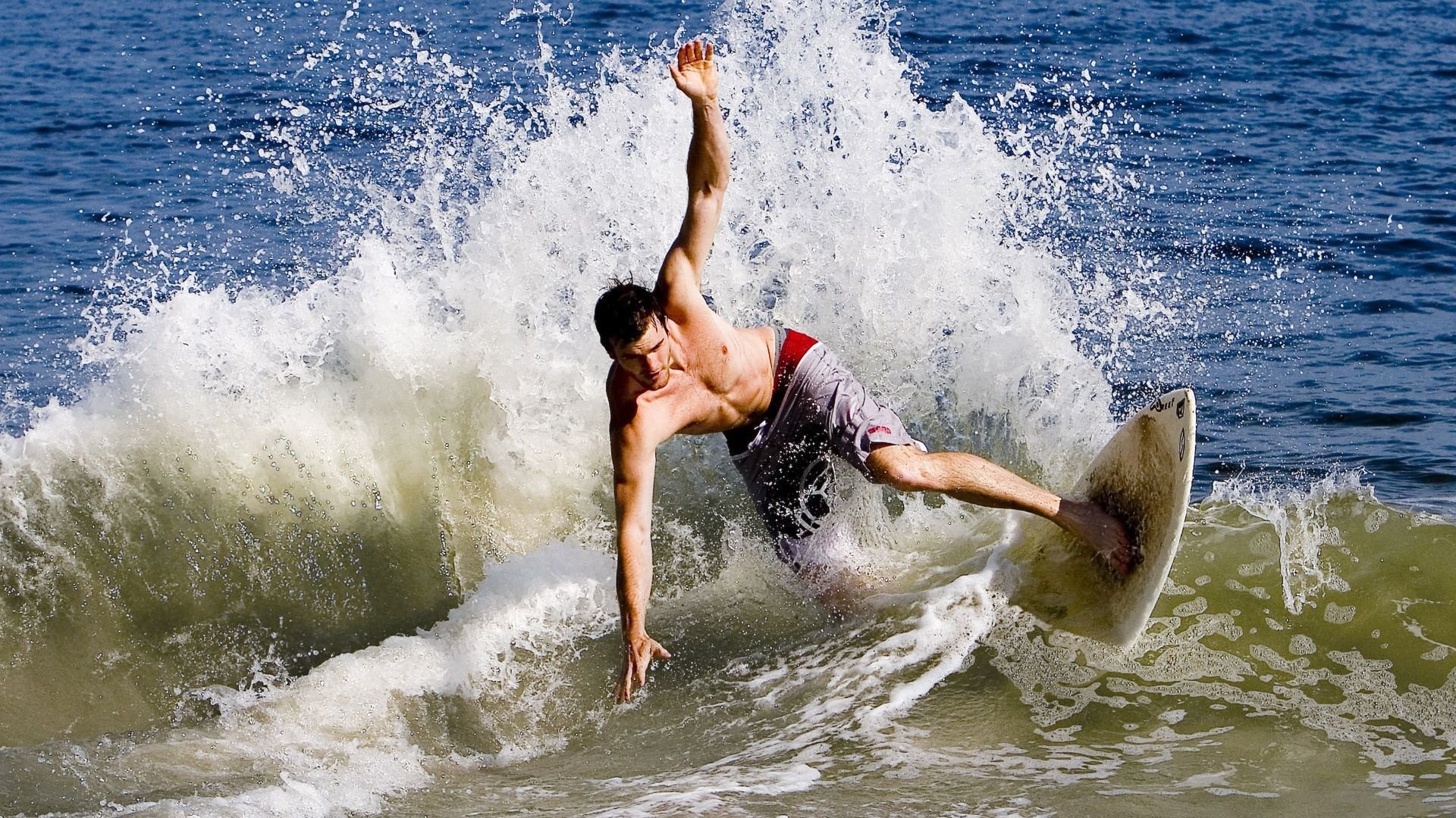 杰伦·格林完美发挥成唯一亮点，吉林队虽败犹荣惜败骑士